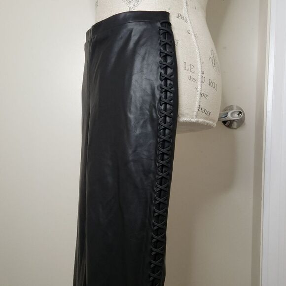Black corset vegan leather leggings - Picture 5 of 8
